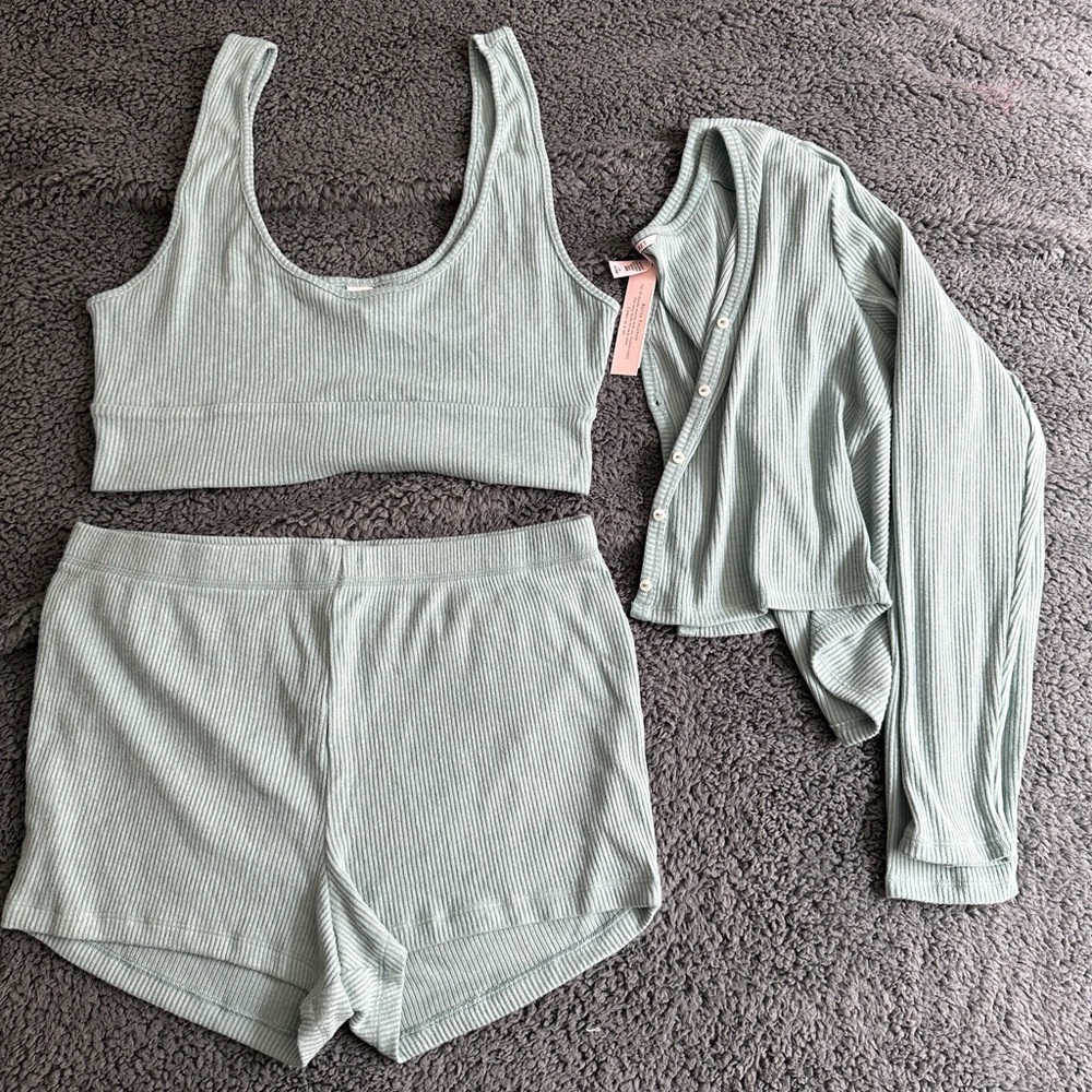 New! Victoria’s Secret 3 piece loungewear pajama set, light teal green, large